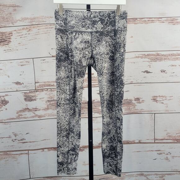 Lululemon Fast & Free 7/8 Tight II Nulux 25" Serigraph Starlight Size 8 - Picture 1 of 8